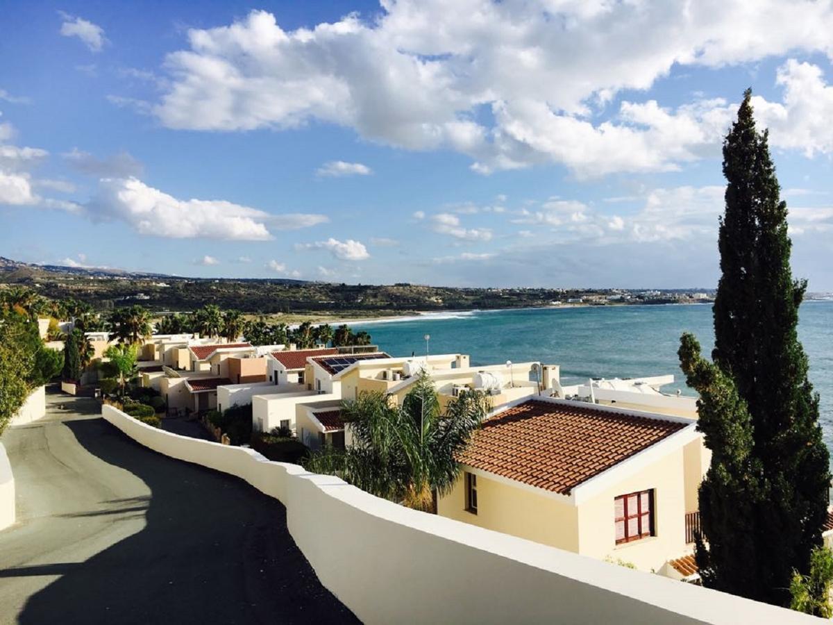 Townhouse Coral Bay Village Kissonerga Esterno foto